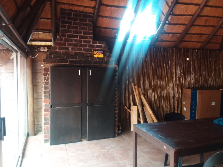 3 Bedroom Property for Sale in Geelhoutpark North West